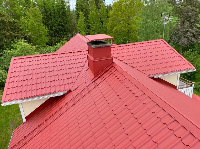 Peltikaton pinnoitus ja piipun pellitys Pirkanmaalla vuonna 2025